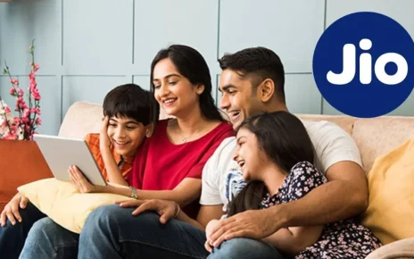 रिलायंस का नया Jio Family Recharge Plan, एक रिचार्ज से परिवार के 4 सदस्य उठा सकते हैं फायदा